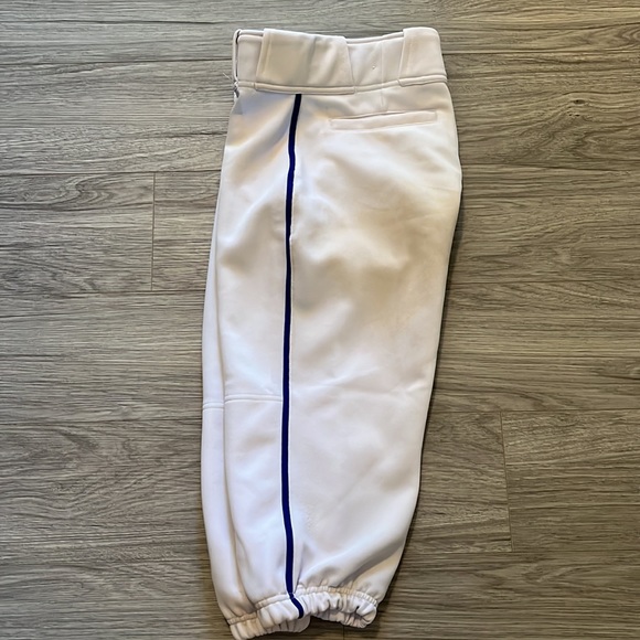 Easton Adult Small Baseball Knickers white with Royal Blue piping - Picture 2 of 7